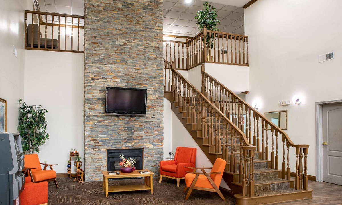 Marion Hotel | BlissPoint Inn & Suites