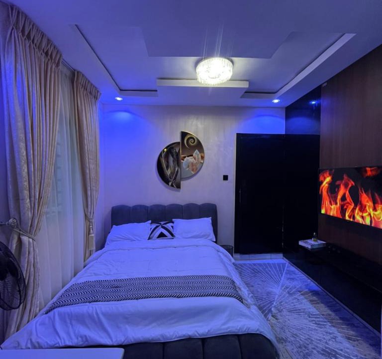 Somolu Apartment | Bloom