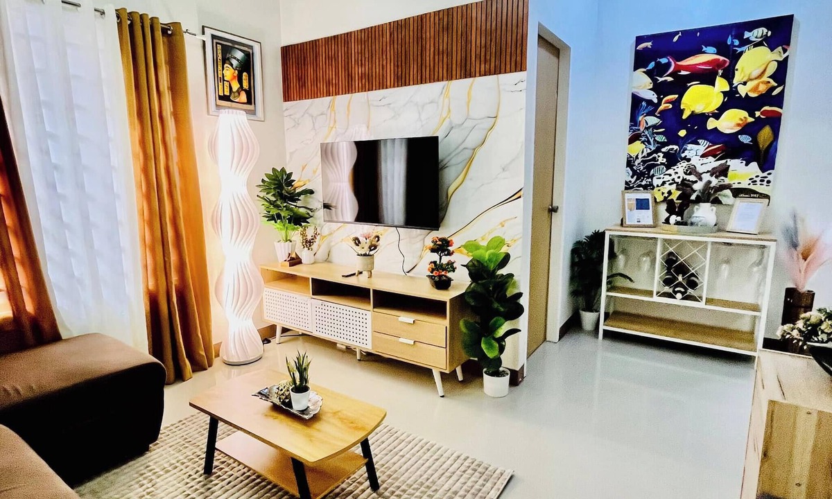 General Santos House | Bloomstone 2BR Family Suite in Gensan