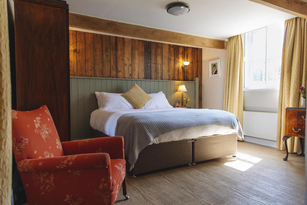 Sidford Hotel | Blue Ball Inn