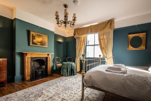 Chagford Apartment | Blue Bliss
