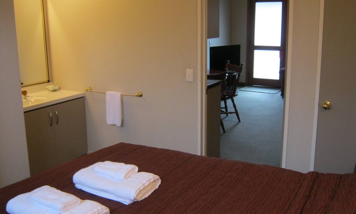 Timaru Apartment | Blue Dolphin Motel