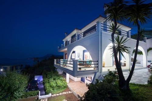 Sipiada Villa | Blue Dream Villa Kymi Evia-Platana Village