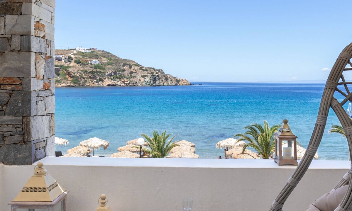 Kini Hotel | Blue Harmony Hotel