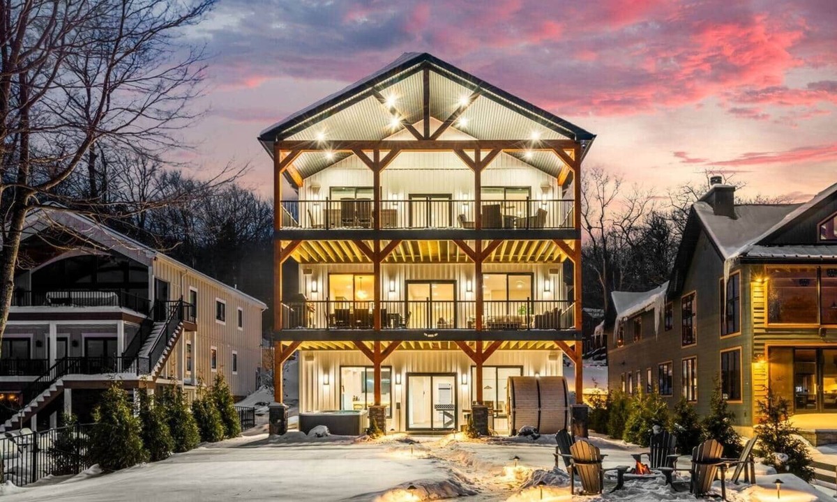 Lake Harmony House | Blue Haven 9BR New Lakefront Estate, Dock, Sauna, Elevator, Sleeps 34
