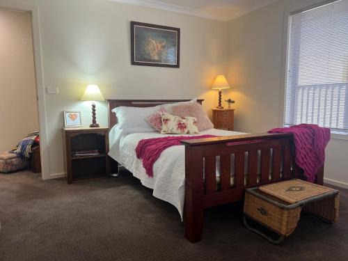 Penguin Bed & Breakfast | Blue Iris