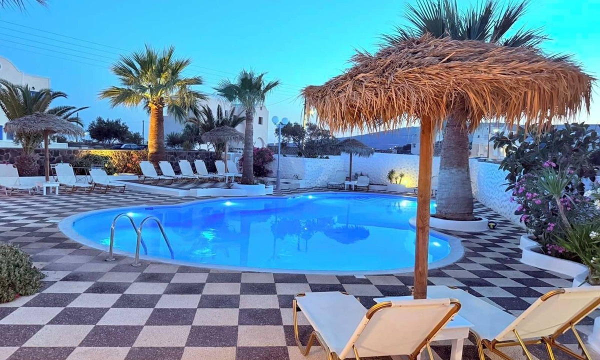 Perivolos Apartment | Blue Life hotel