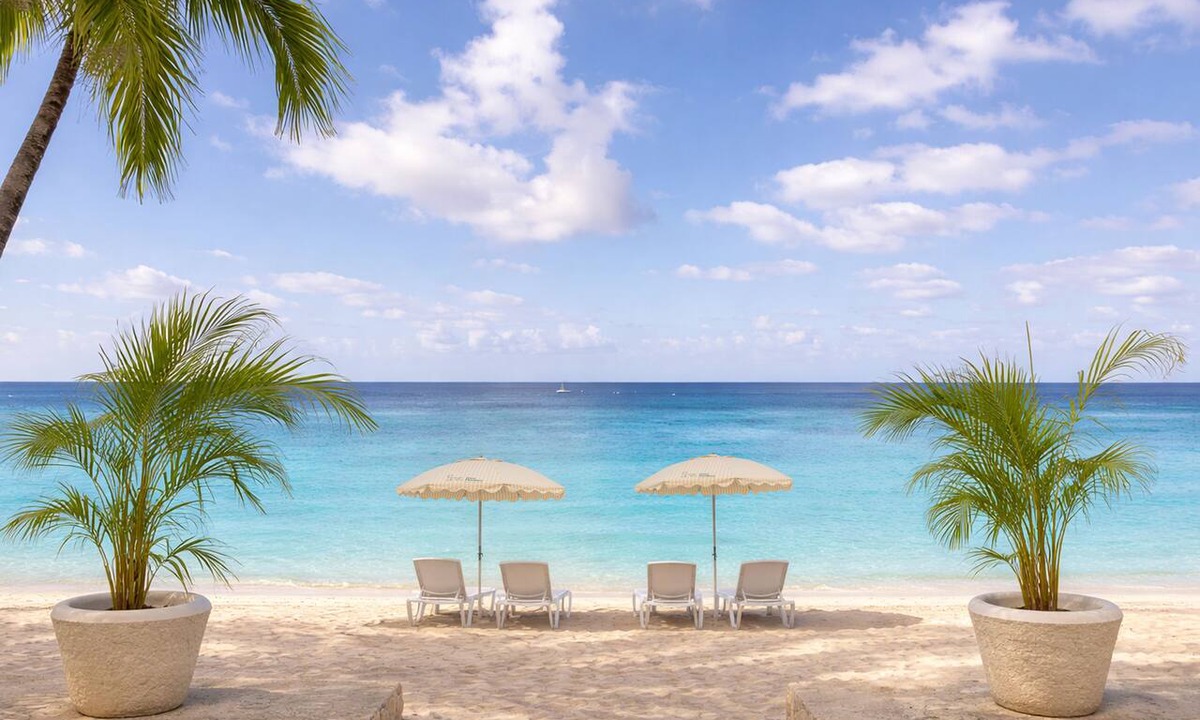 Bridgetown Hotel | Blue Monkey Hotel & Beach Club