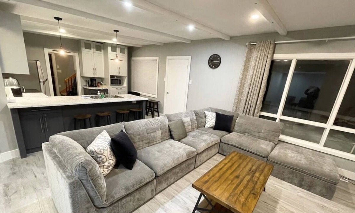 The Blue Mountains Cottage | Blue Mountain Cottage. Please DM for monthly discount.