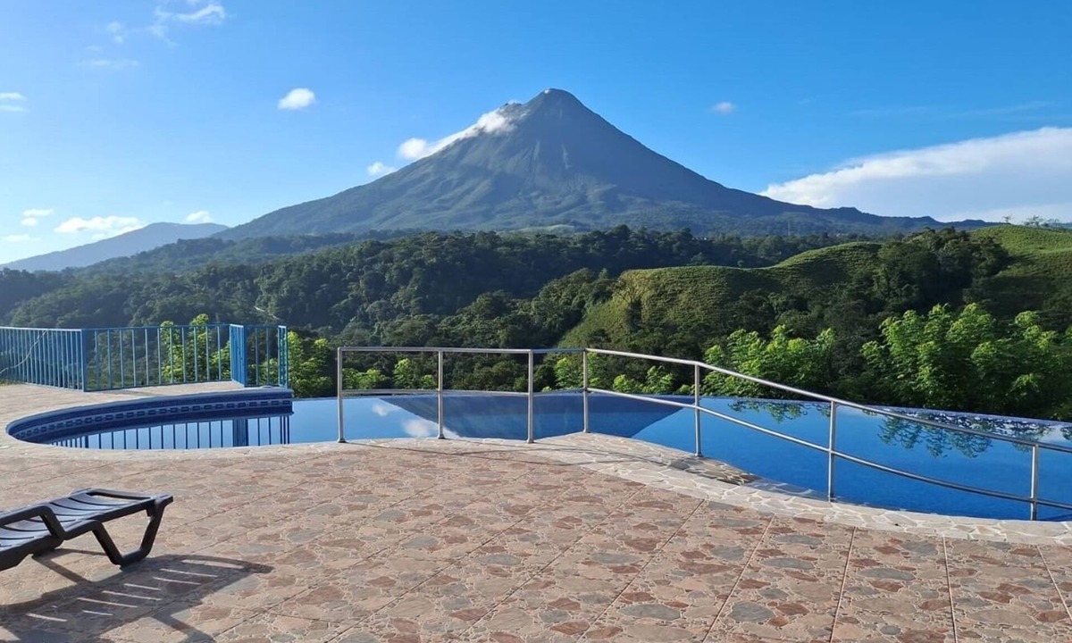 Arenal Hot Springs Apartment | Blue Mountain Lodging Arenal