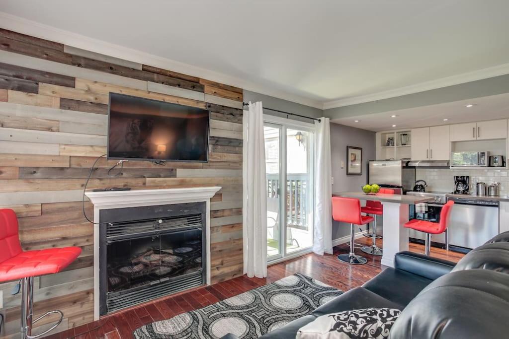 Craigleith House | Blue Mountain Luxury Studio