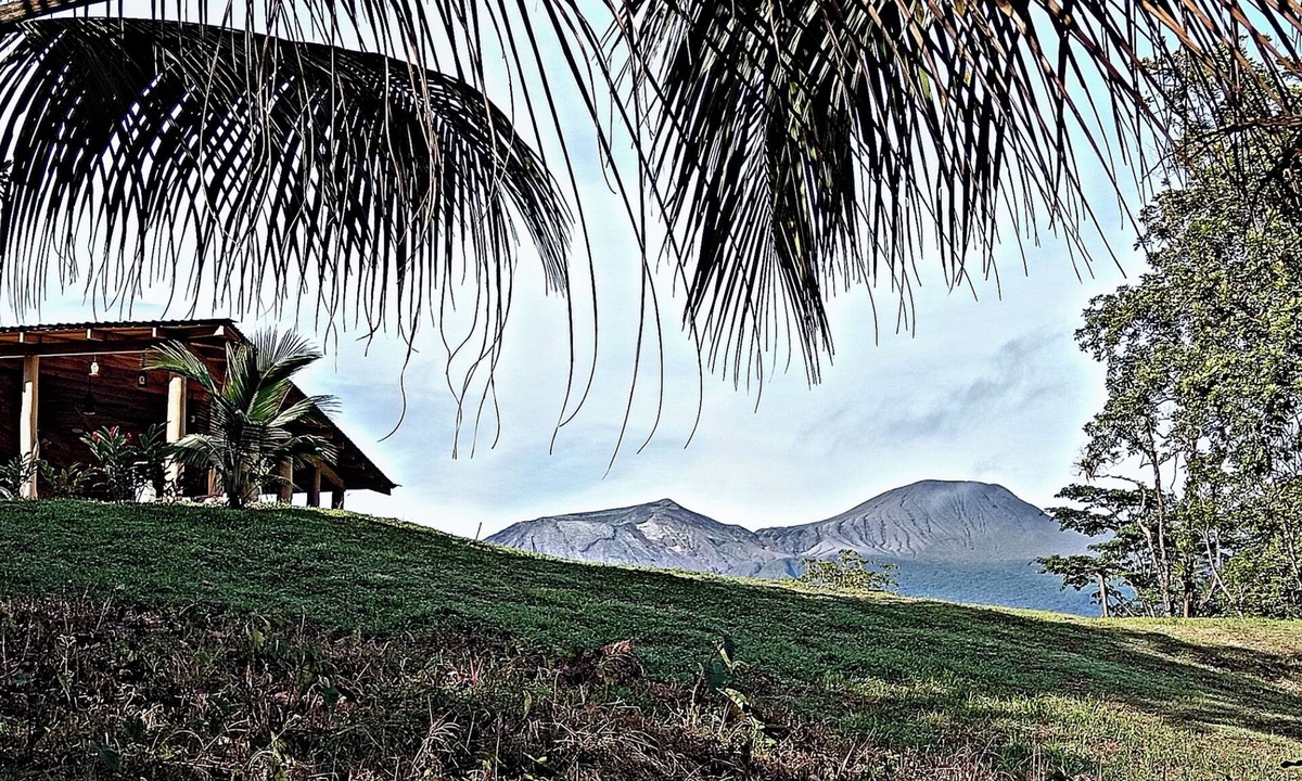 Guayabo House | Blue River Rincon Volcano Reserve
