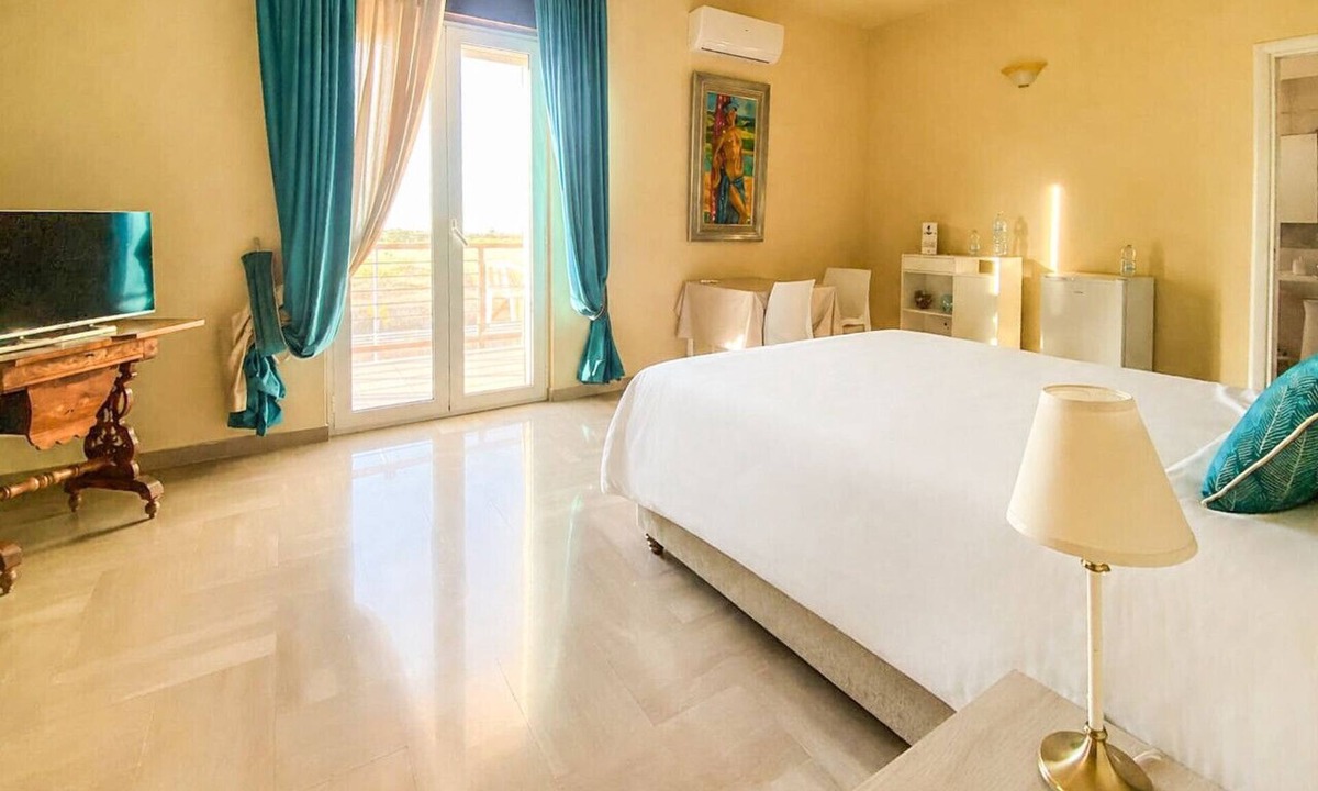 Bitonto Bed & Breakfast | Blue Room - Double Room with Private Bathroom