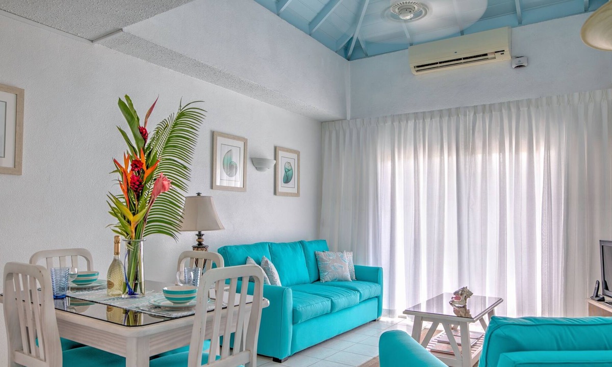 Rockley Condo | BLUE TURTLE - Breezy 1BR Rockley Condo near Accra & Worthing beach