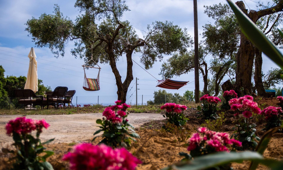 Dafnata Villa | Blue Waves Villa