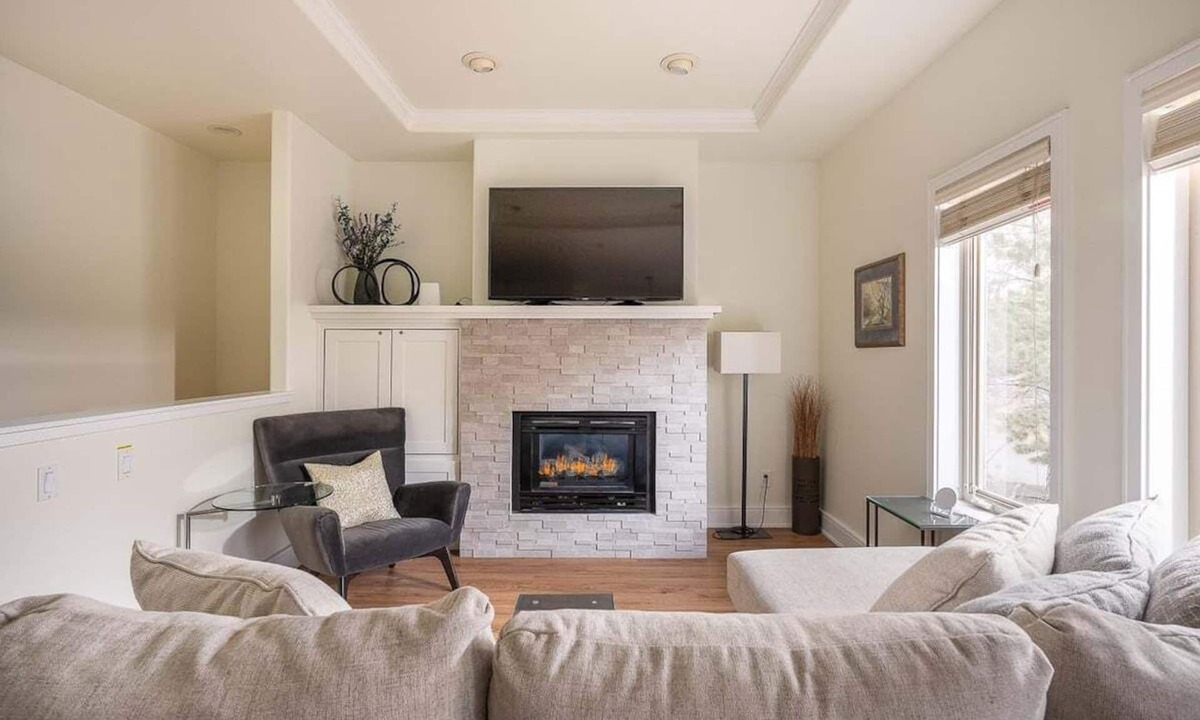 Broken Top House | Bluebird Day - Timber Ridge, a 3-bed townhome in Broken Top Resort!