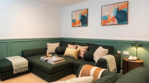 River Apartment | Bluebird Lodge