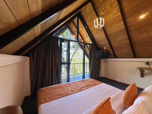 Katukitula Other | Bluefield Cabana