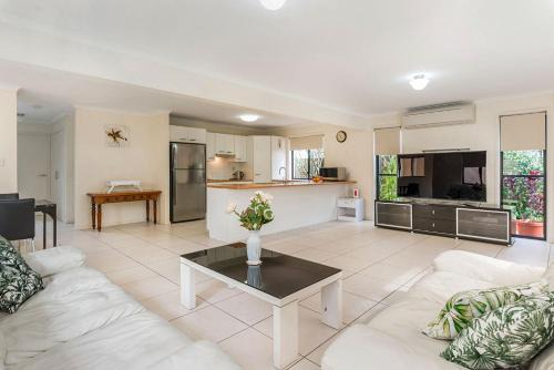 Noosaville House | Bluefin