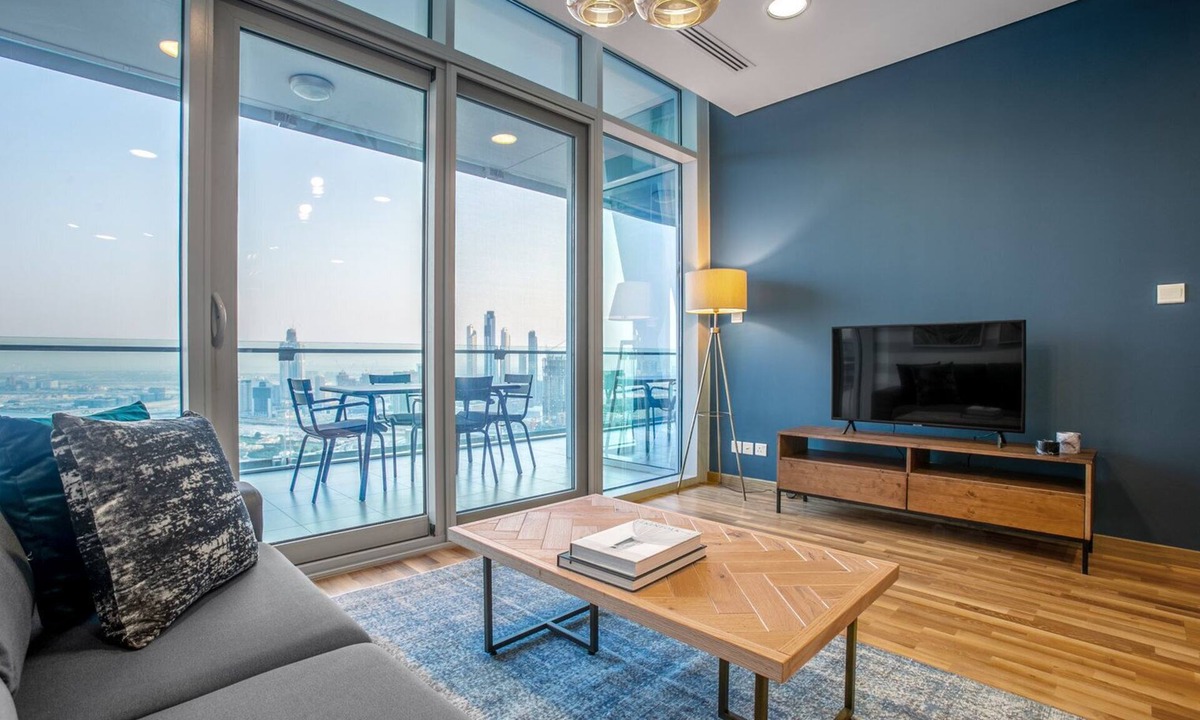 Trade Centre Area Apartment | Blueground | DIFC, pool, nr Burj Khalifa