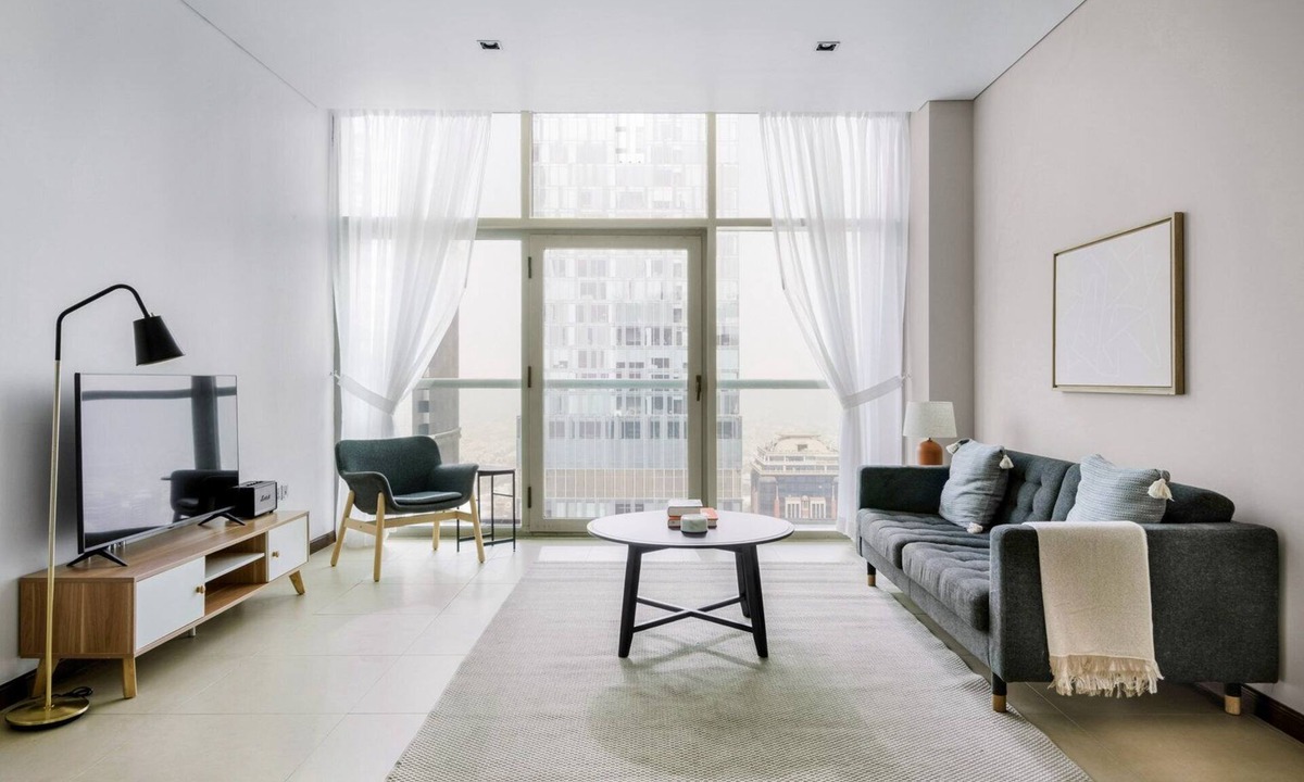 DIFC Apartment | Blueground | DIFC, pool, nr Dubai Mall