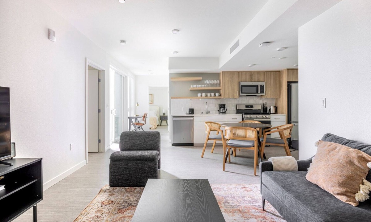Downtown Berkeley Apartment | Blueground | Downtown Berkeley, rooftop, nr UC Berkeley