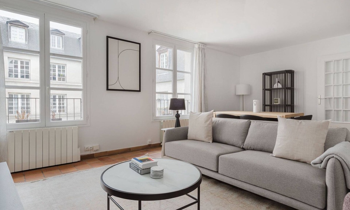Quartier Sainte-Avoye Apartment | Blueground | Le Marais-Republique, foodie area