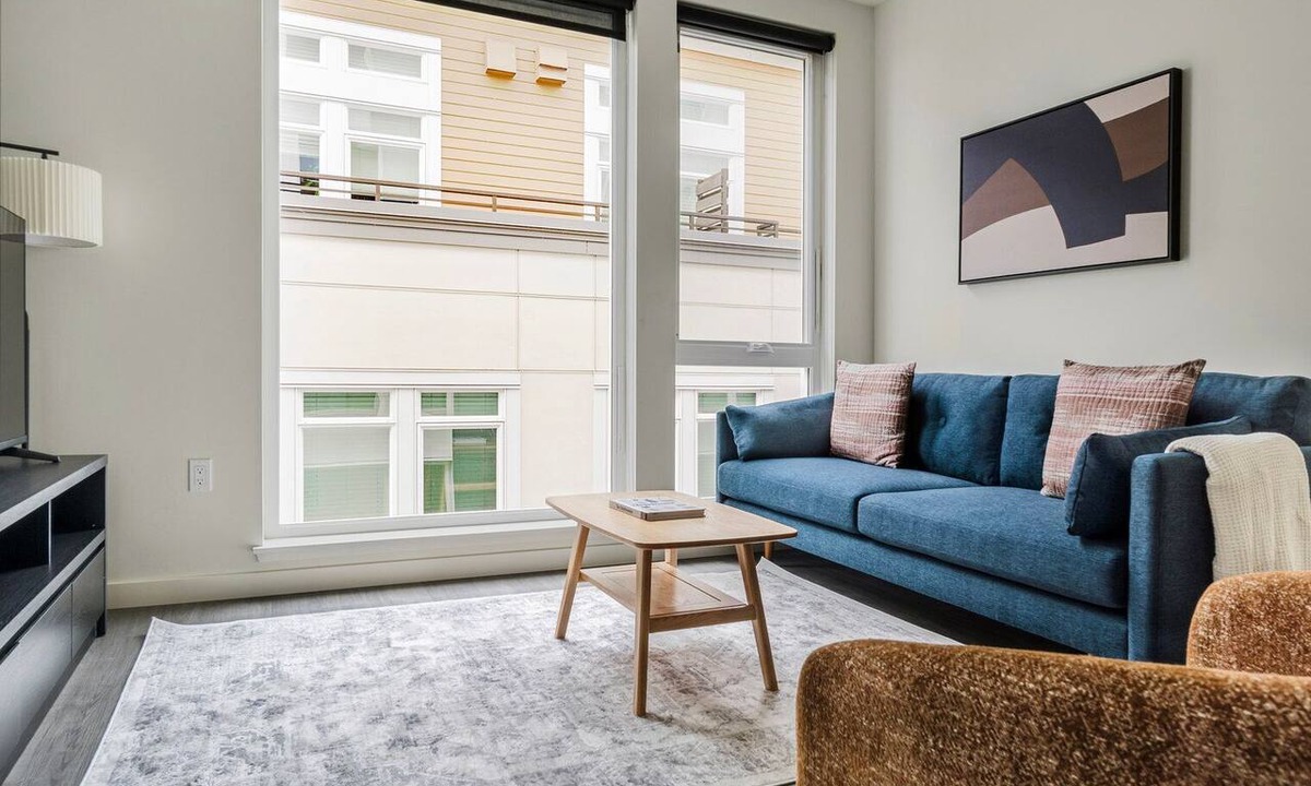 Northwest Bellevue Apartment | Blueground | Northwest Bellevue, rooftop, nr Lake Washington