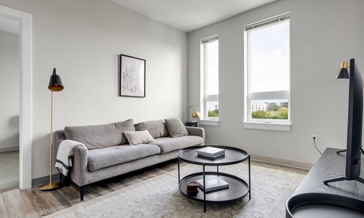St. Elizabeth's Apartment | Blueground | St. Elizabeth's, pool, nr Boston Common