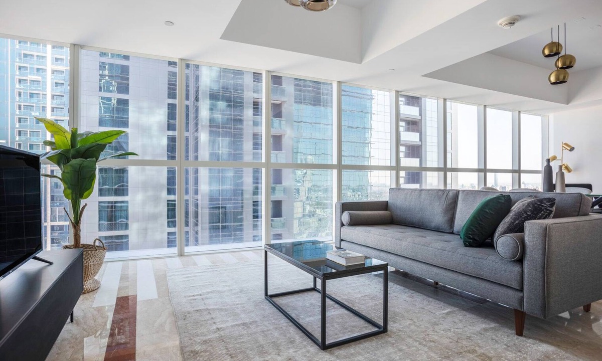 Trade Center Apartment | Blueground | Trade Centre 1, jacuzzi, nr Dubai Mall