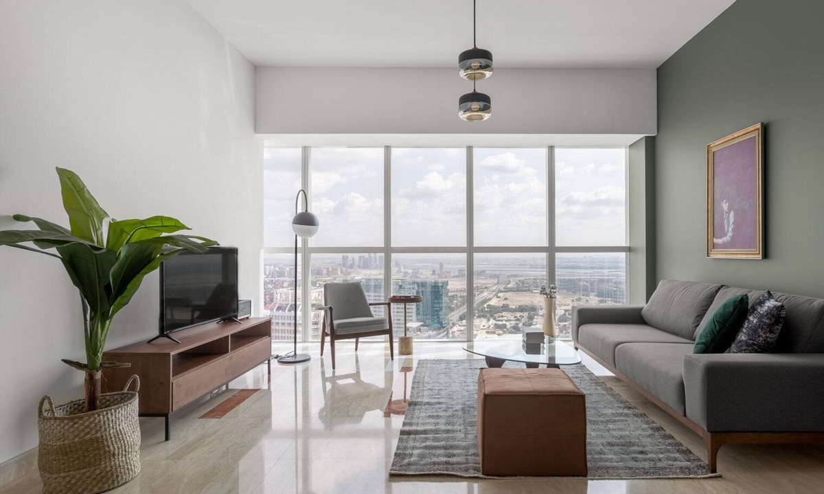 Trade Center Apartment | Blueground | Trade Centre 1, pool, nr Dubai Mall
