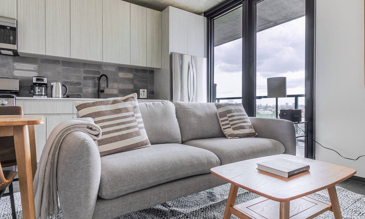 Near West Side Apartment | Blueground | West Loop, rooftop, nr Union Park