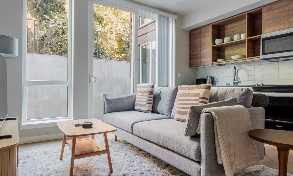 West Queen Anne Apartment | Blueground | West Queen Anne, view, nr Kerry Park