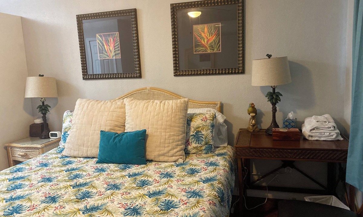 Holly Hill Apartment | BlueRiverBreeze Suite! 3-6 min drive to Daytona Beach, Pictona pickleball courts