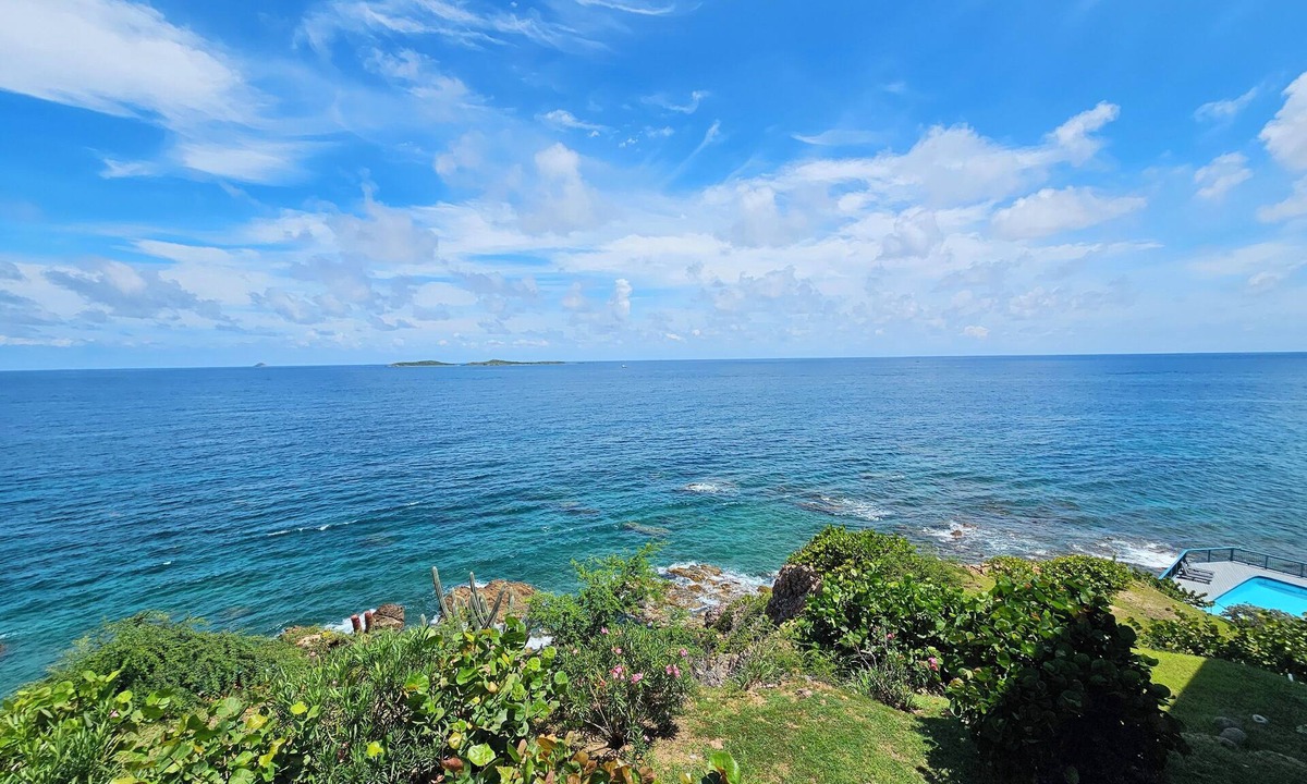 Estate Bolongo Condo | Blueviews @ Sea Cliff 3Bed/3Bath