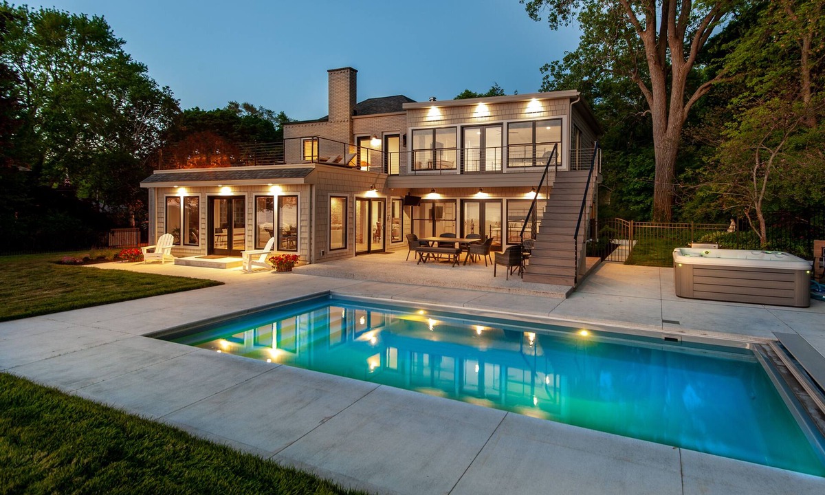 South Haven House | Bluffside Splendor: Pool, Hot Tub & Panoramic Lake Views