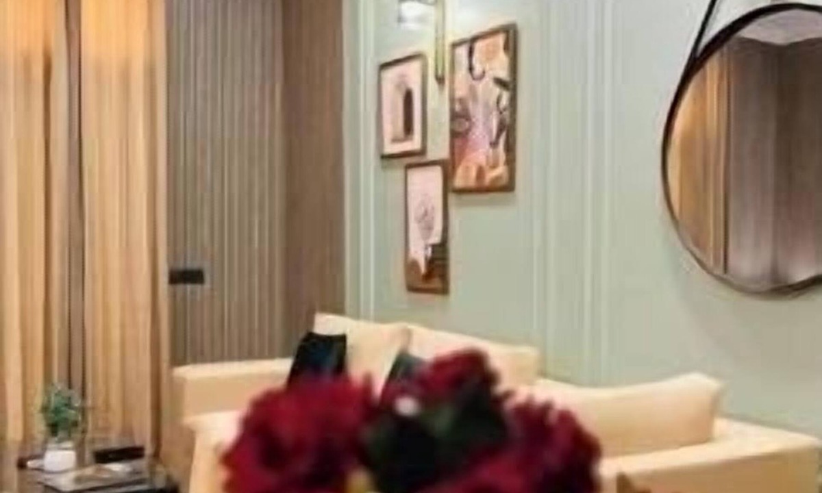 Gurugram Apartment | BluO Awesome 1BHK DLF Galleria Market ,Gym TT