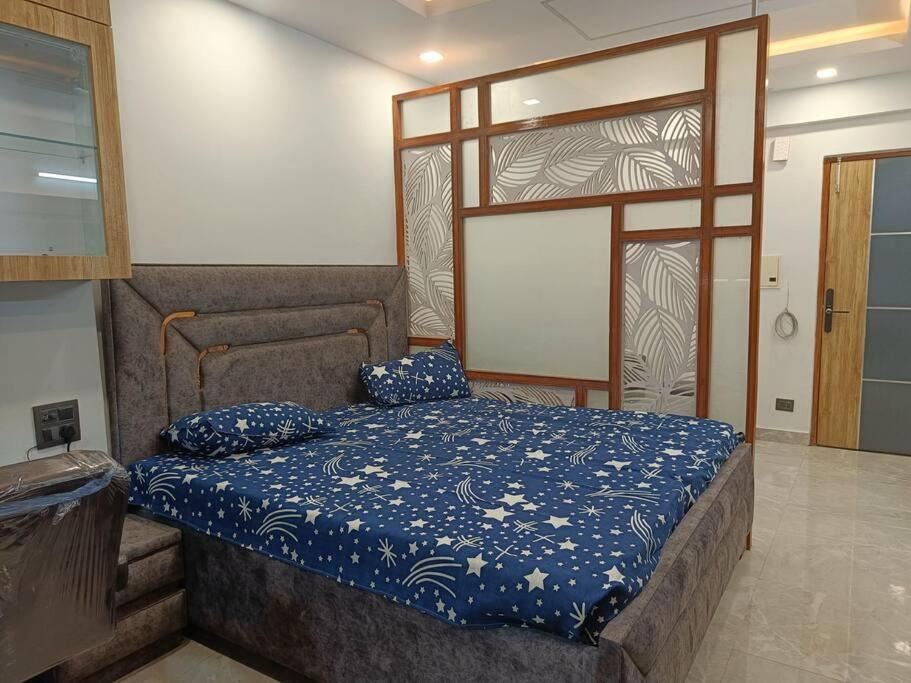New Delhi Apartment | BnBBuddy Executive Studio Apt in West Delhi 720