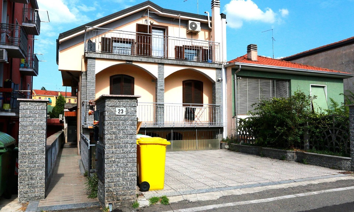Pero Apartment | Bnbook - Olona C