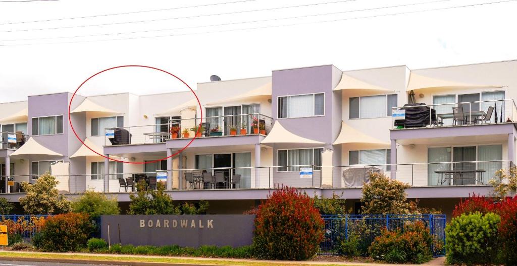 Narooma Apartment | Boardwalk Apartment 6
