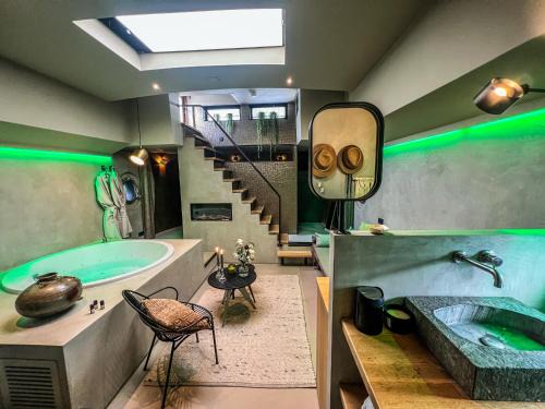 Eastern Docklands House | Boat & Boost Amsterdam