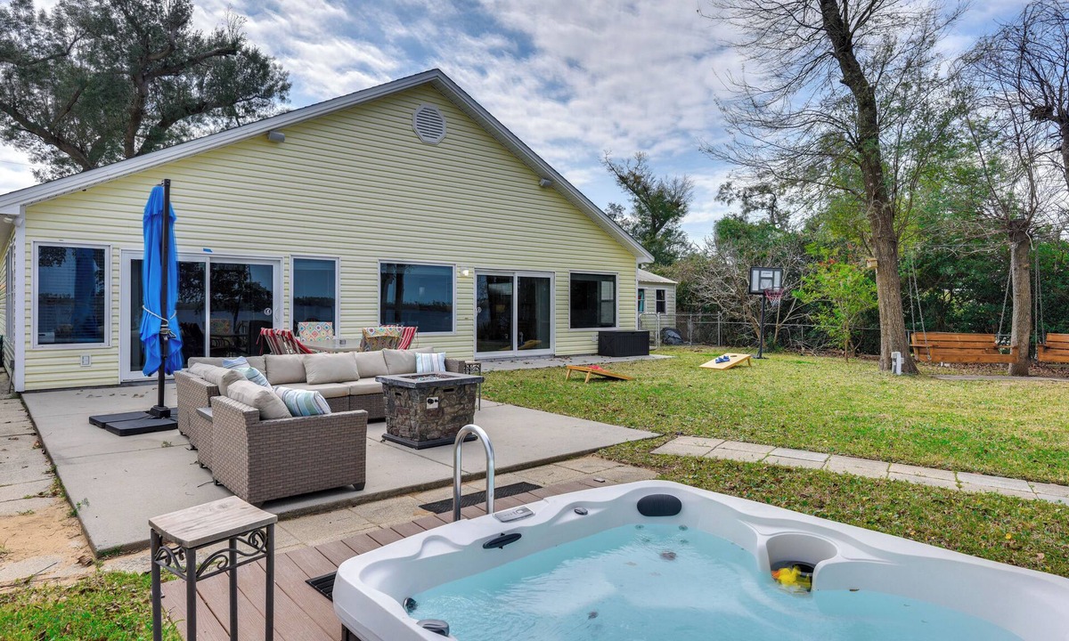 Panama City House | Boat Dock & Game Room: Waterfront Panama City Gem