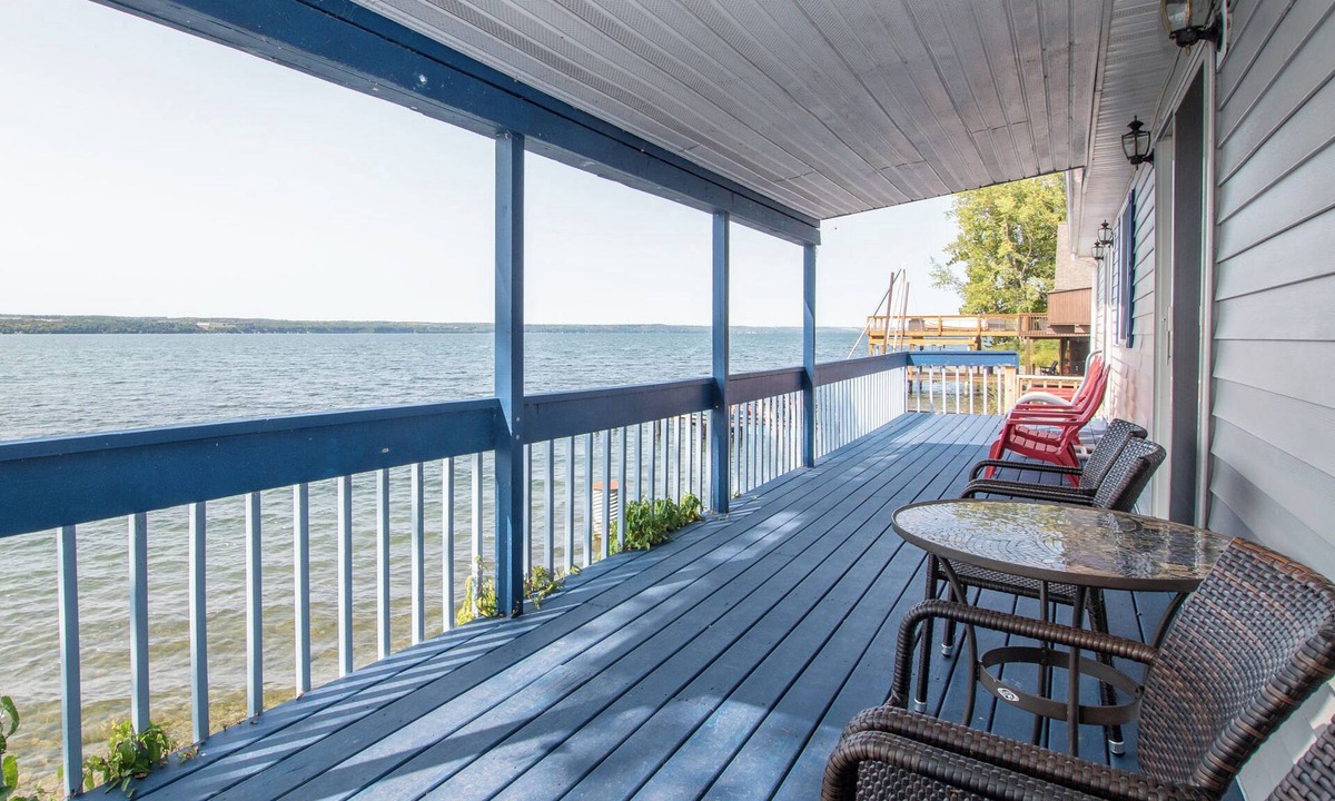 Town of Ledyard Cottage | Boat, Grill & Unwind: Lakefront Cayuga Home!