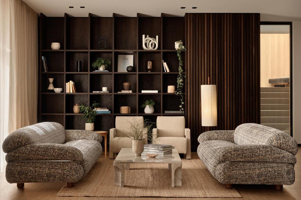 Neuschwabing Apartment | Bob W Munich Schwabing