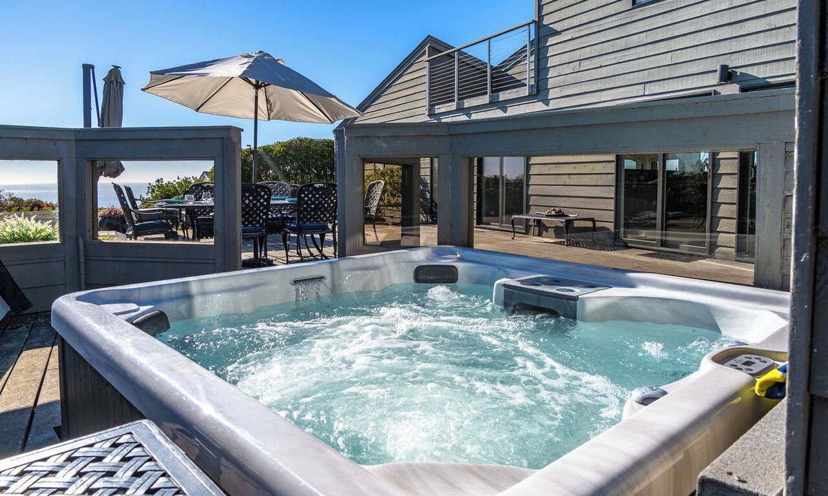 Bodega Bay House | Bodega Bay Personal Resort! Golf, Waves, Seals! Ocean Vibes! HtTb~Sea Casa