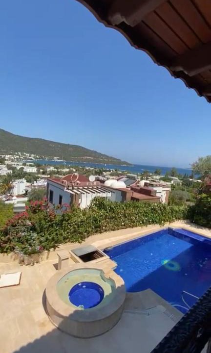 Torba Villa | Bodrum Torba 4 Bedrooms Private Pool Luxury Villa