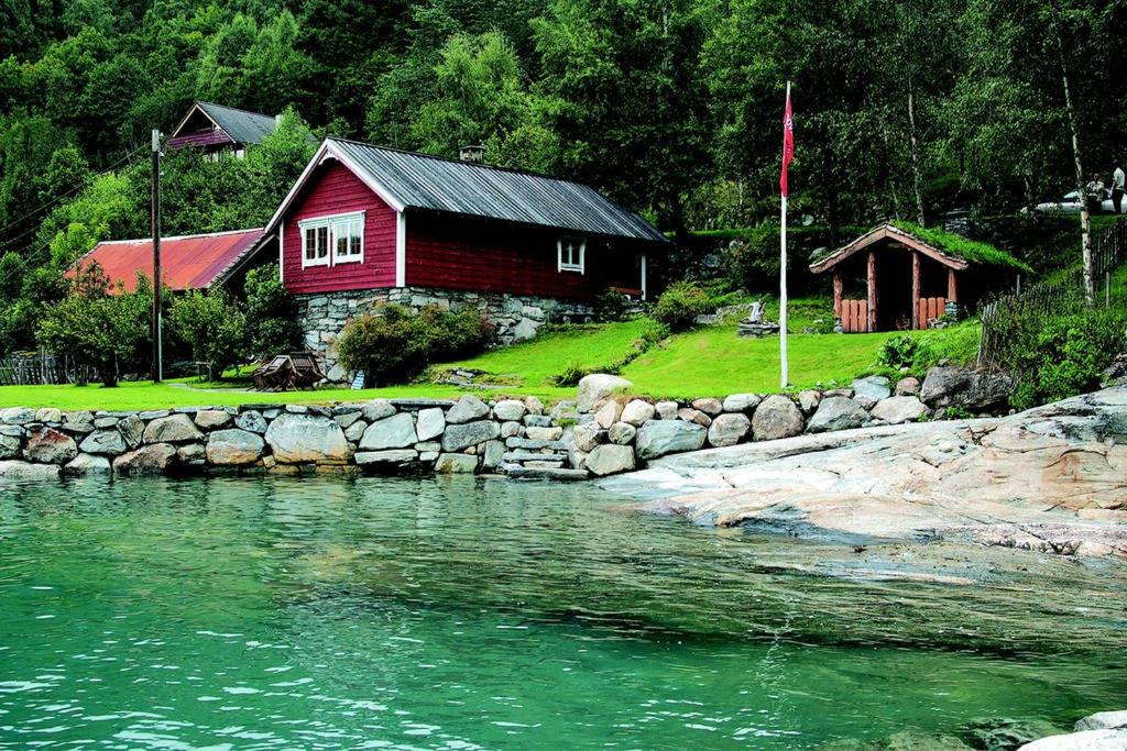 Stryn House | Bodvarstova