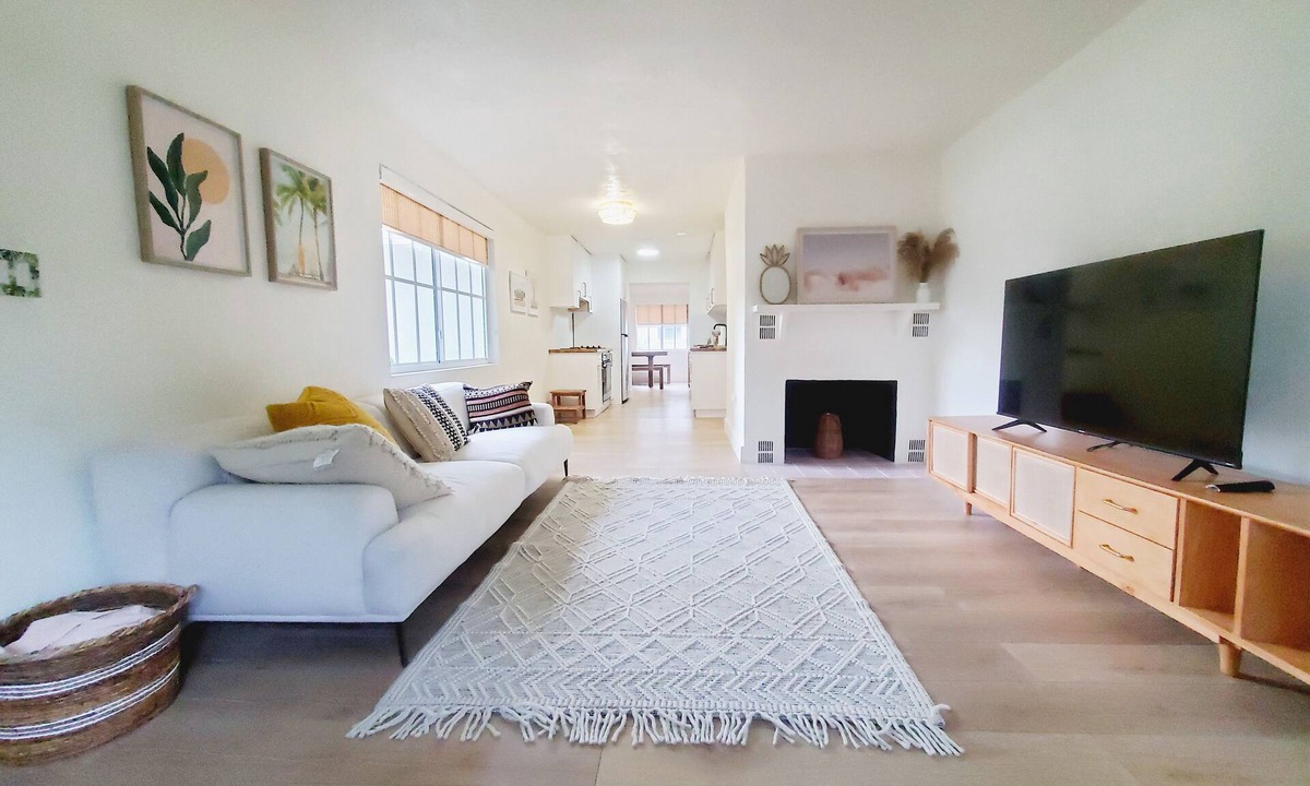 Vero Beach House | Boho Beach Villa- minutes to the ocean