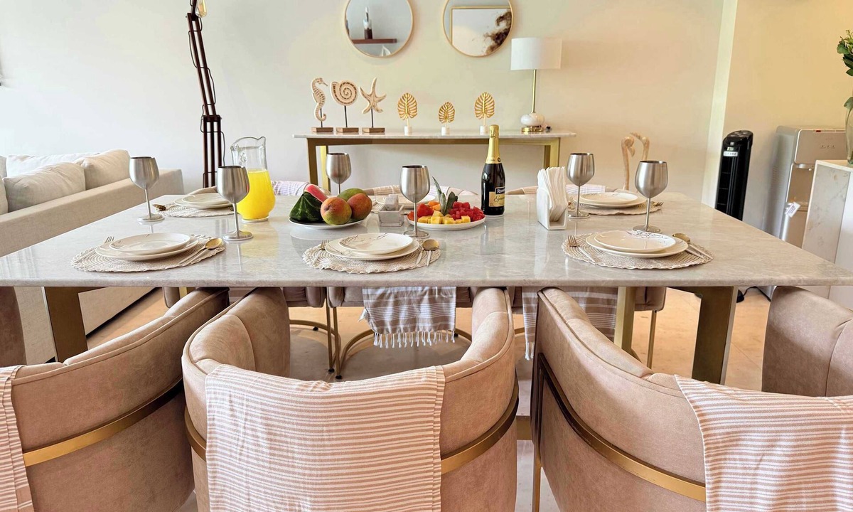 Emiliano Zapata Apartment | Bolongo 1BR your exclusive oceanfront escape