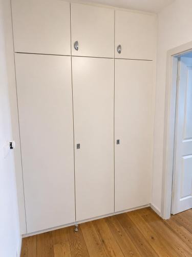 Bayenthal Apartment | Bonner Boutique Studio Balkon Garage u Lift